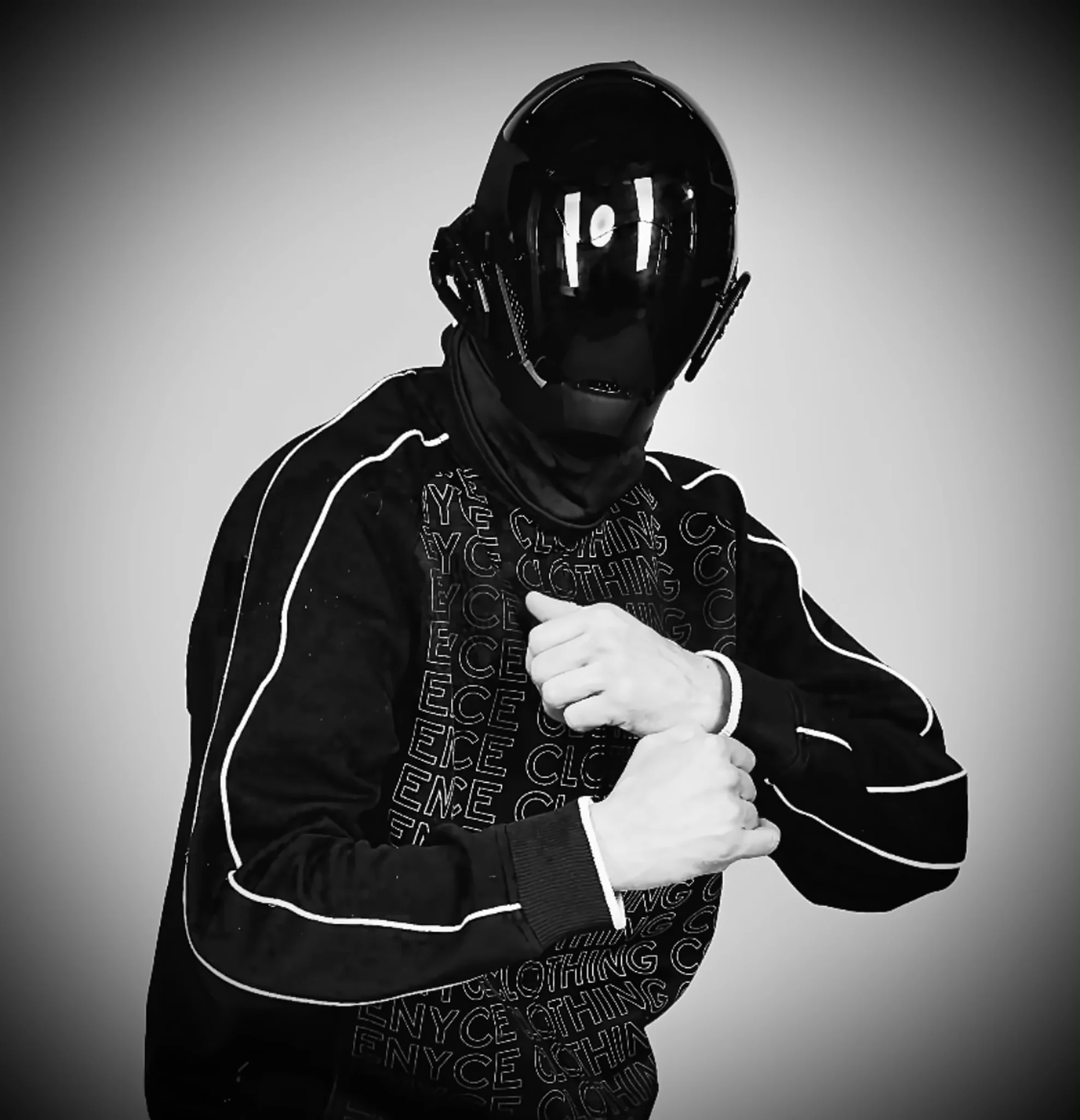 Gab Bonney — Mask / monochrome